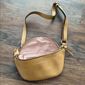 Poppy & Peonies “sidekick” tan and Blush Leather Crossbody